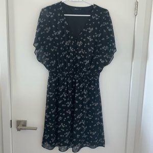 Daisy print dress